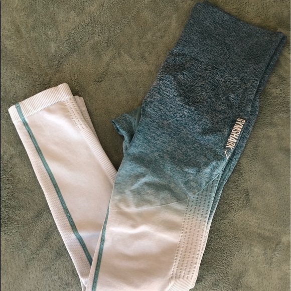 Gymshark Teal Ombré Leggings - Picture 3 of 3